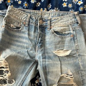 American Eagle Tomgirl Jeans
